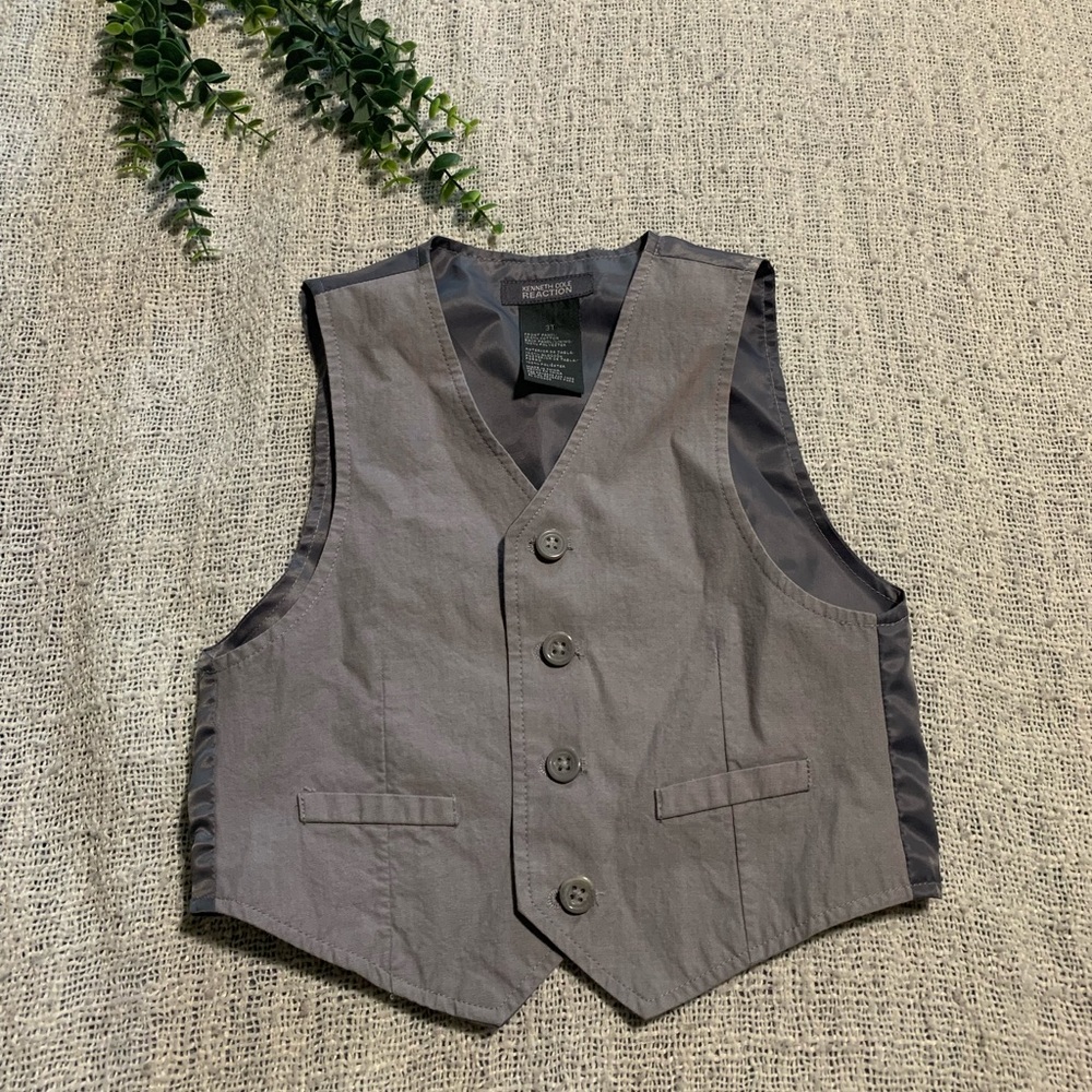 KENNETH COLE REACTION Boys 3T Gray VEST